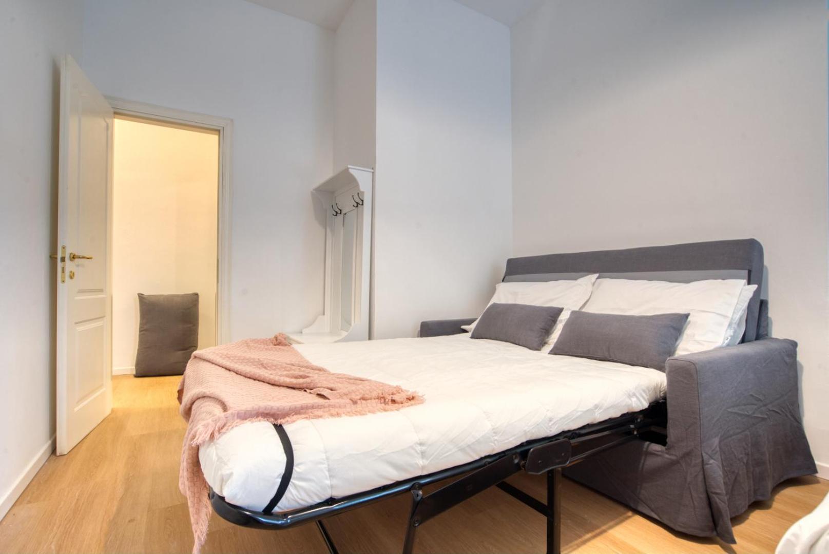 Gasthuis Italianflat - Elegant With Balcony In Navigli