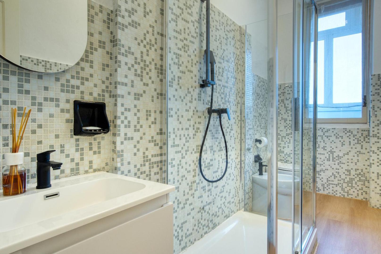 Italianflat - Elegant With Balcony In Navigli Milaan