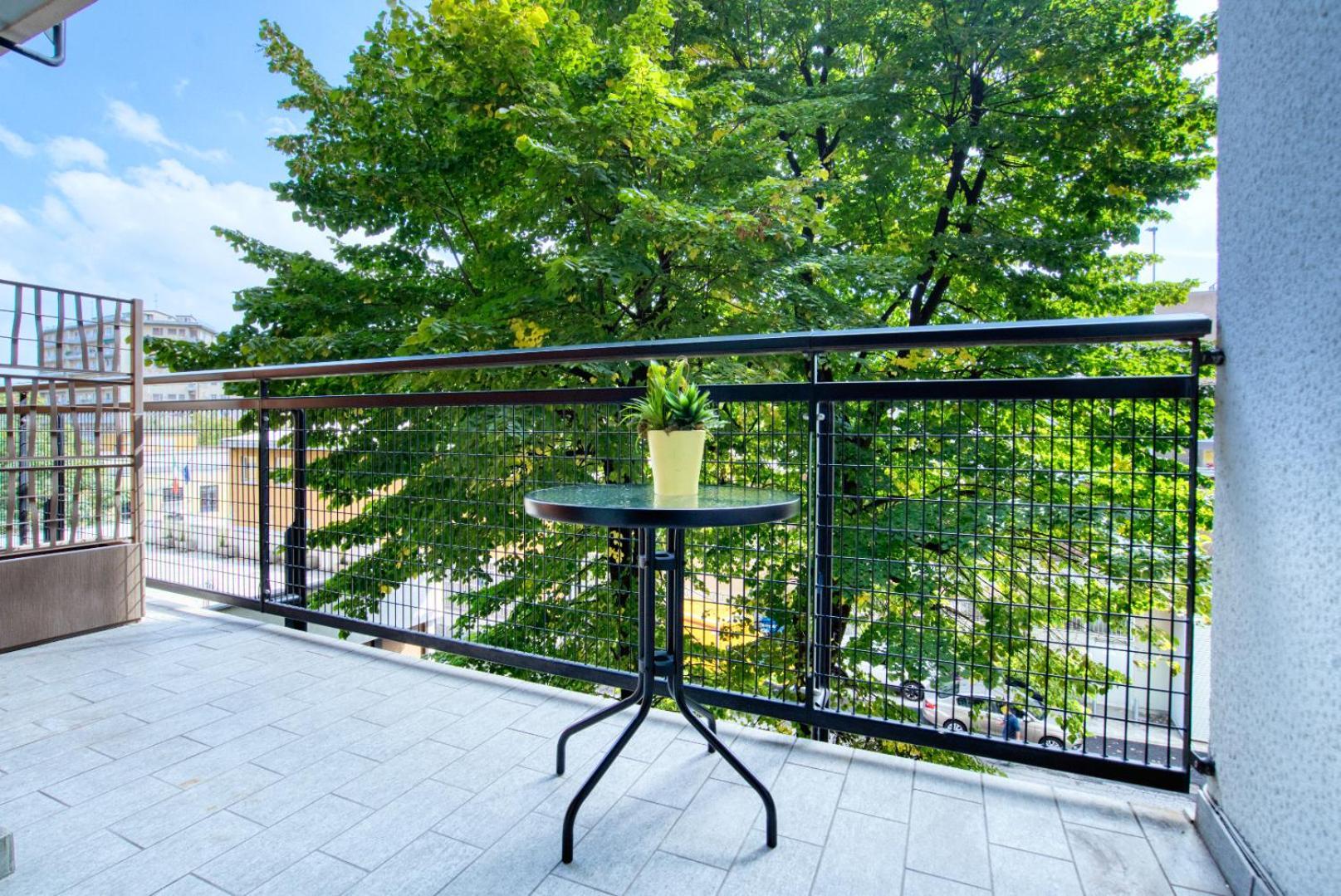 Italianflat - Elegant With Balcony In Navigli Milaan