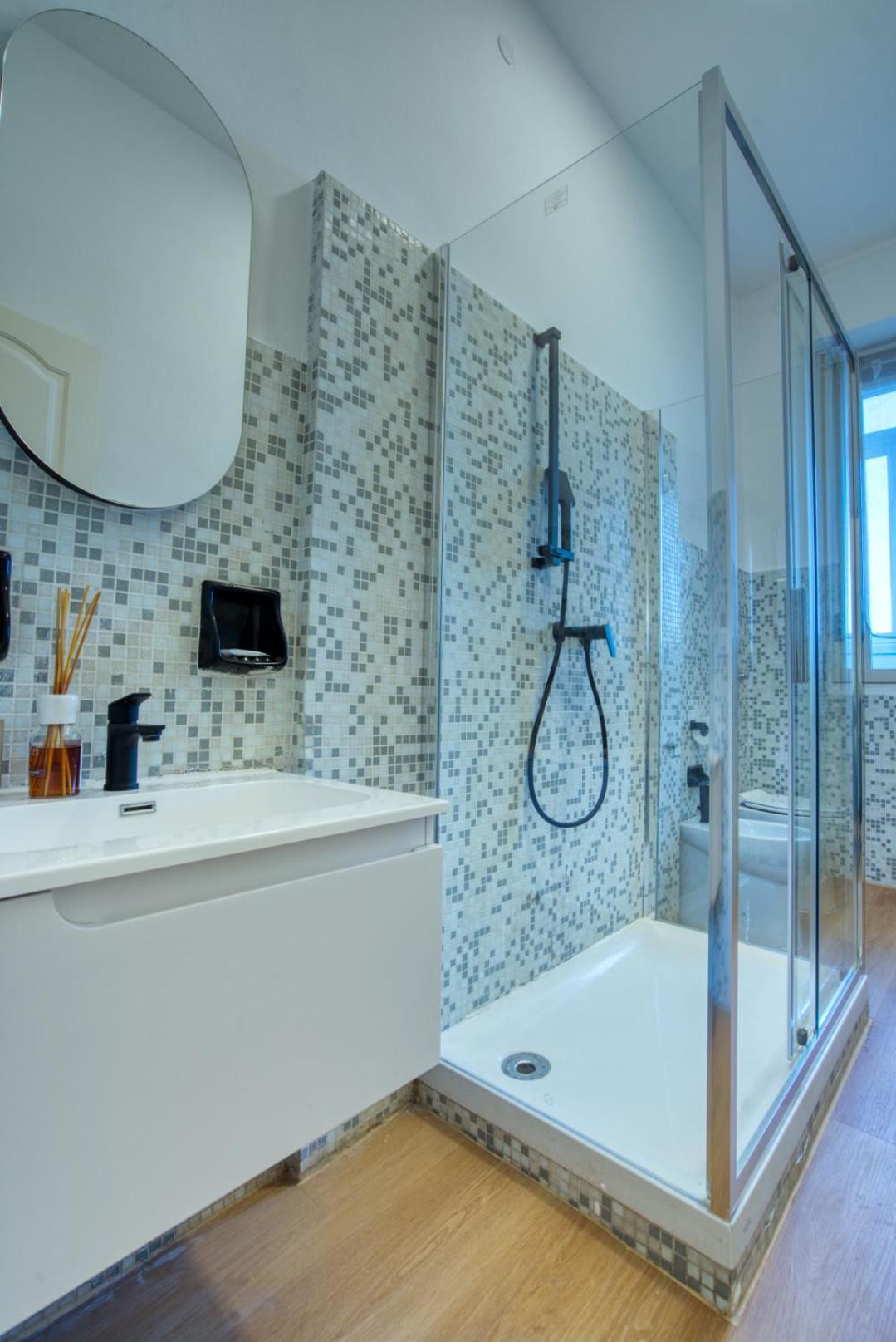 Italianflat - Elegant With Balcony In Navigli * Milaan