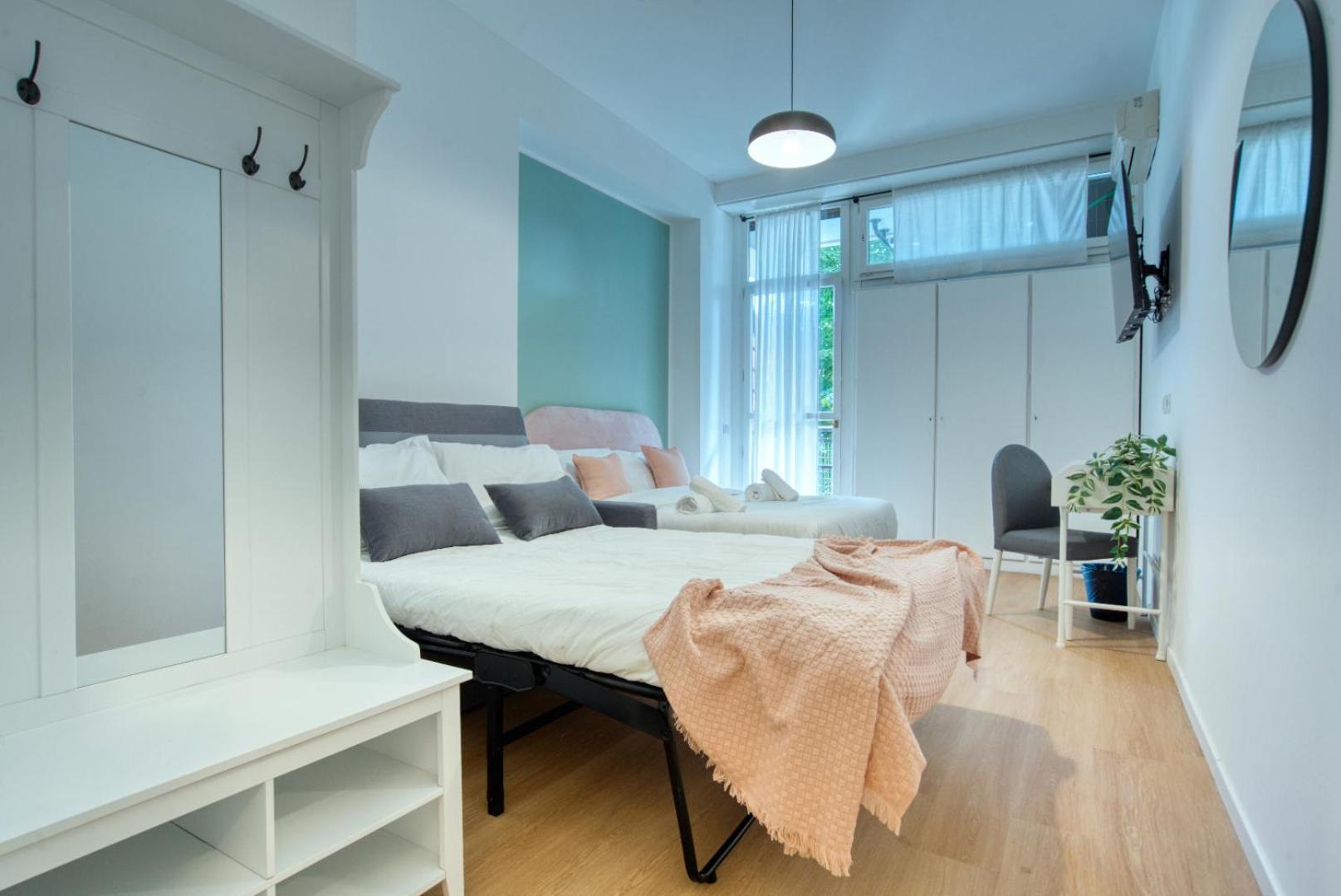 Italianflat - Elegant With Balcony In Navigli * Mailand