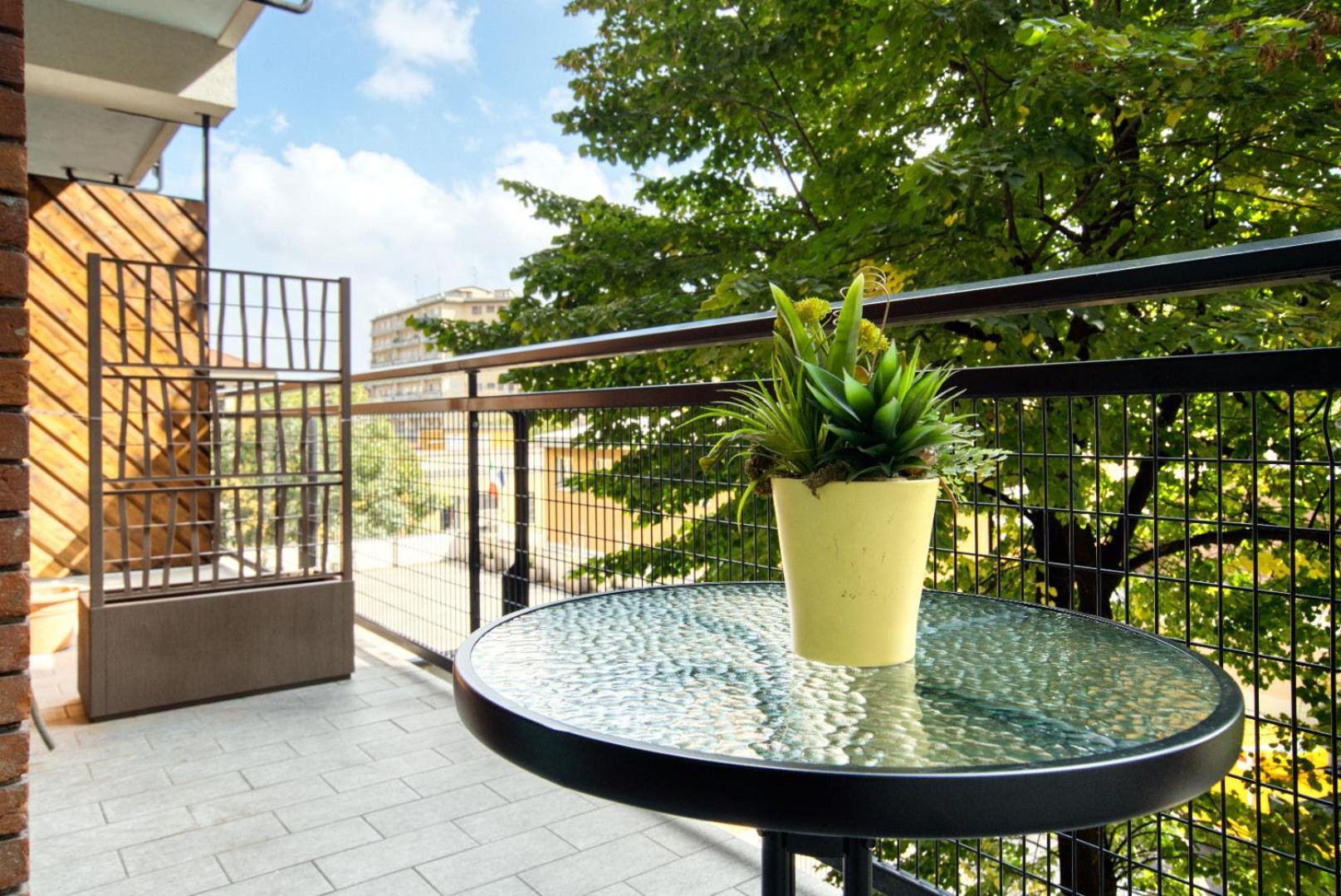 Italianflat - Elegant With Balcony In Navigli * Mailand